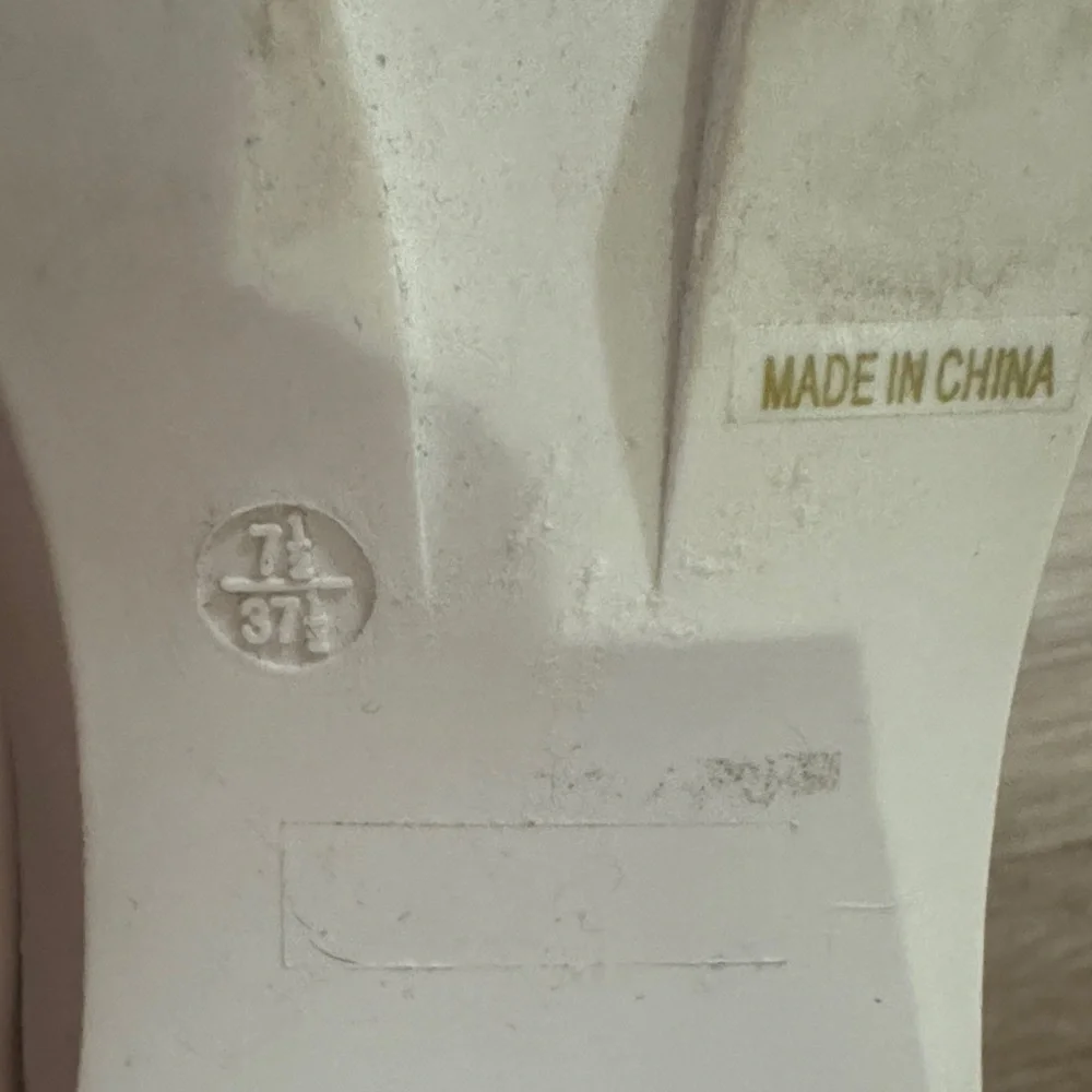 Lulu’s White Lace-Up Chunky Heel Combat Boots - Women's S 7.5 - Picture 6 of 6